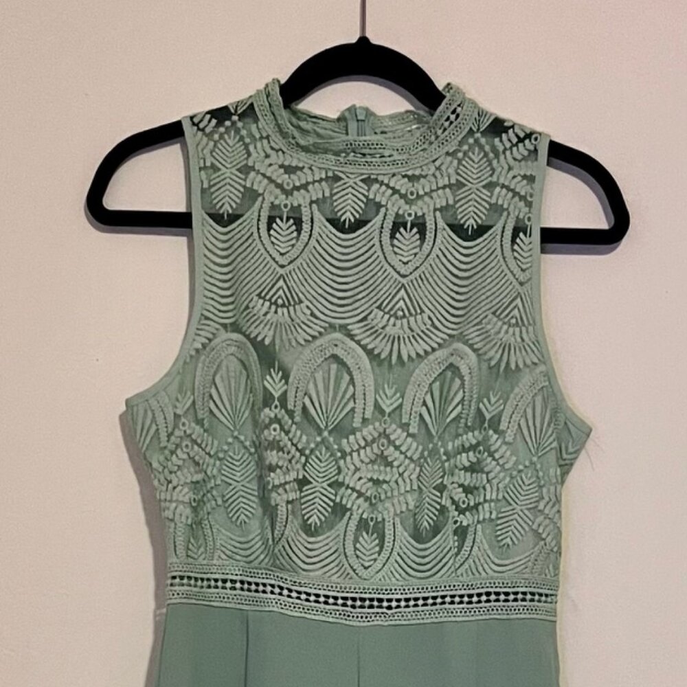 SHEIN Privé Women Stand Collar Lace Decor Loose Elegant Jumpsuit